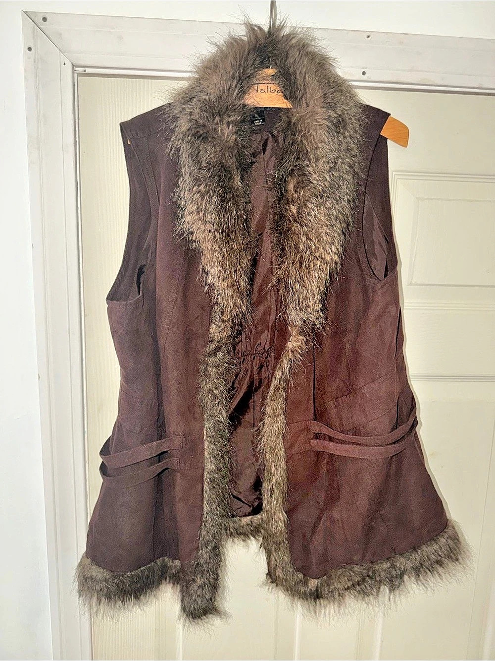 bagatelle Faux Fur Trim Vest Brown XL